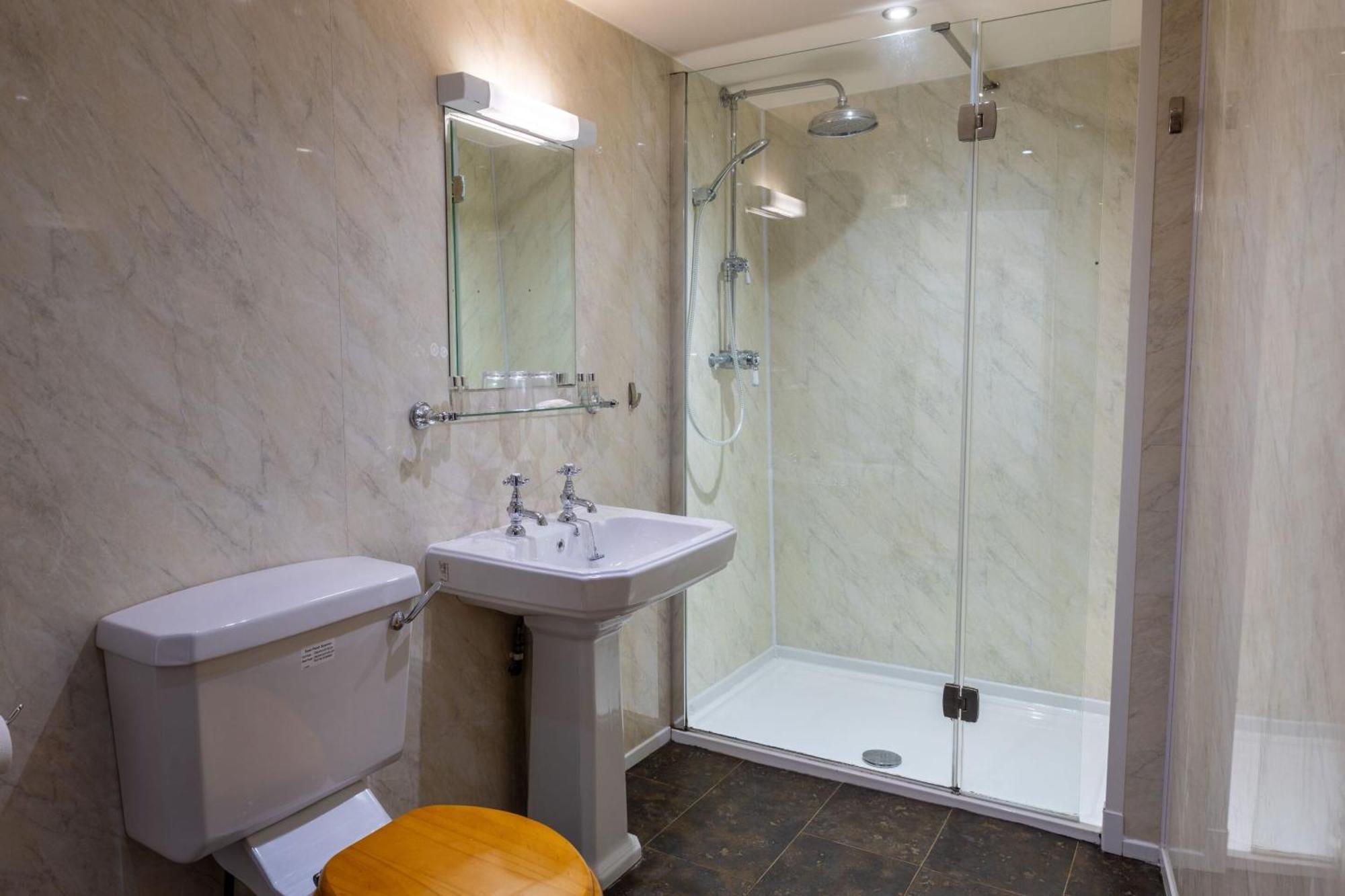 The Warehouse Hotel Yeovil Room photo