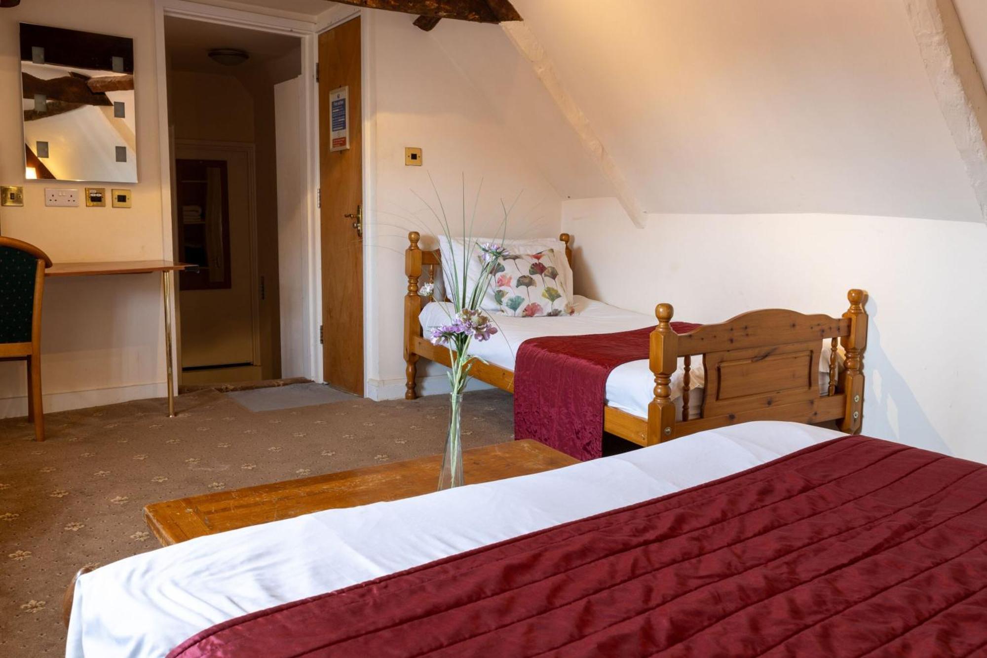 The Warehouse Hotel Yeovil Room photo